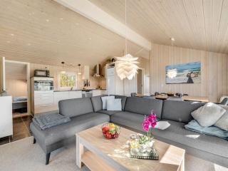 Holiday Home Shalin - 1-4km to the fjord by Interhome - 5
