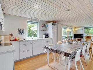 Holiday Home Ulrike - 600m to the fjord by Interhome - 2