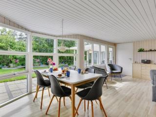 Holiday Home Anabella - 400m to the fjord by Interhome - 2