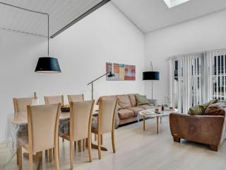 Apartment Eleen - 100m to the fjord by Interhome - 7