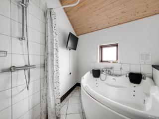 Holiday Home Reiner - 300m to the fjord by Interhome - 7