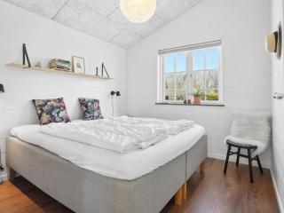 Holiday Home Ovine - 300m from the sea by Interhome - 4