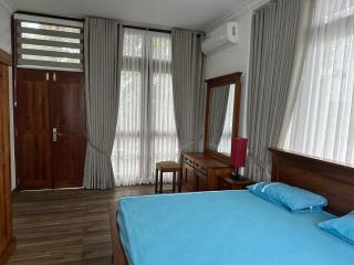 The Misty Manor - 6