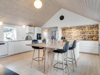 Holiday Home Folkar - 3km to the fjord by Interhome - 6
