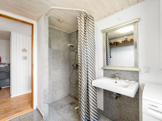 Holiday Home Heera - 100m to the fjord by Interhome - 1