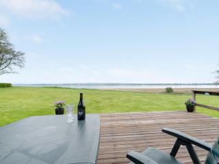Holiday Home Henrieke - 250m to the fjord by Interhome - 9