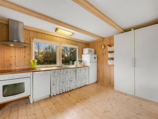 Holiday Home Scarlet - 400m to the fjord by Interhome - 1