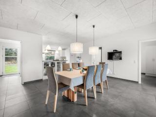 Holiday Home Jarven - 500m to the fjord by Interhome - 7