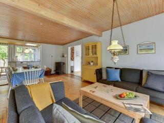 Holiday Home Sebastian - 100m to the fjord by Interhome - 5