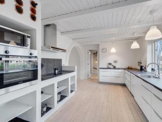 Holiday Home Auguste - 1-5km to the fjord by Interhome - 4
