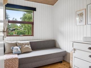Holiday Home Morten - 500m from the sea by Interhome - 2