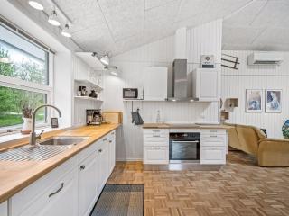 Holiday Home Veijo - 400m to the fjord by Interhome - 1