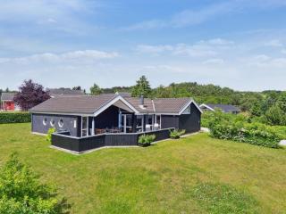 Holiday Home Athisl - 800m from the sea by Interhome - 3