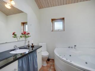Holiday Home Bitha - 400m from the sea by Interhome - 1