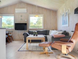 Holiday Home Mainart - 200m from the sea by Interhome - 1