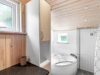 Holiday Home Swale - 500m from the sea by Interhome - 4