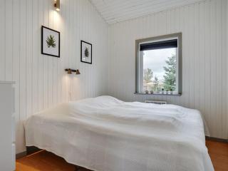Holiday Home Aiden - 300m from the sea by Interhome - 3