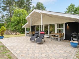 Holiday Home Jakko - 300m from the sea by Interhome - 9