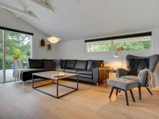 Holiday Home Jakko - 300m from the sea by Interhome - 3