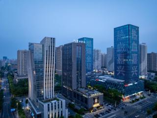 Atour Hotel South Lake Jiaxing - 9