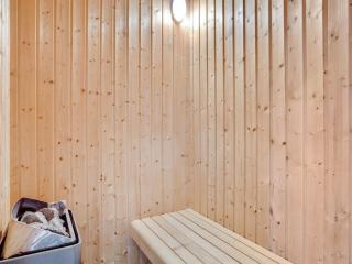 Holiday Home Sirpa - 1km from the sea by Interhome - 1