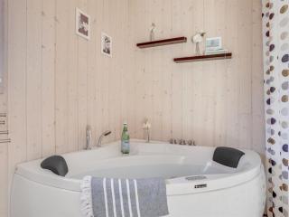 Holiday Home Jil - 750m from the sea by Interhome - 9