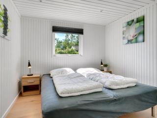 Holiday Home Nina - 700m to the fjord by Interhome - 5