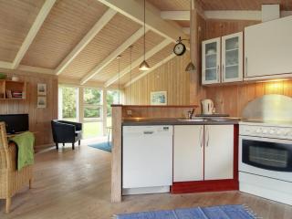 Holiday Home Danika - 800m from the sea by Interhome - Hals - 4