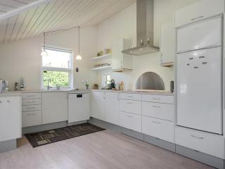 Holiday Home Waltraud - 500m from the sea by Interhome - 6