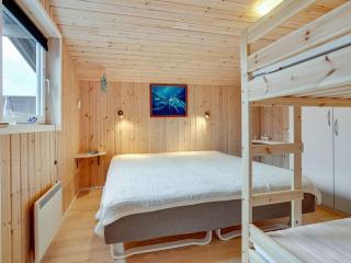 Holiday Home Hylleborg - 400m from the sea by Interhome - 5