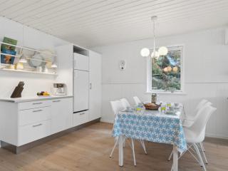 Holiday Home Asla - 400m from the sea by Interhome - 7