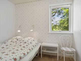 Holiday Home Asla - 400m from the sea by Interhome - 4