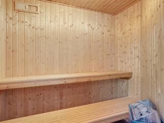 Holiday Home Ulfsten - 1-6km from the sea by Interhome - 5