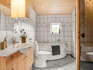 Holiday Home Femke - 250m to the fjord by Interhome - 6