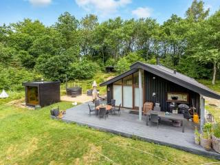 Holiday Home Thorine - 750m from the sea by Interhome - 2