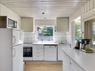 Holiday Home Rudi - 450m from the sea by Interhome - 6
