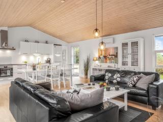 Holiday Home Thure - 1km from the sea by Interhome - 2