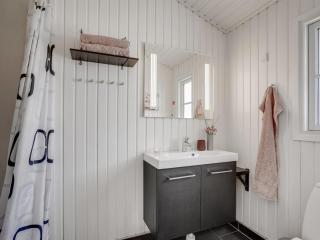 Holiday Home Driss - 500m from the sea by Interhome - 5