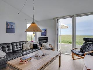 Holiday Home Mirjami - 95m from the sea by Interhome - 4