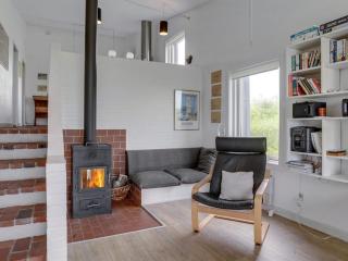 Holiday Home Mirjami - 95m from the sea by Interhome - 1