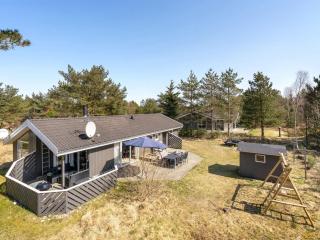 Holiday Home Sighbiorn - 950m from the sea by Interhome - 0