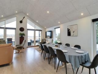 Holiday Home Cholena - 700m from the sea by Interhome - 1