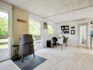 Holiday Home Angantir - 700m to the fjord by Interhome - 3