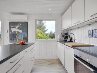 Holiday Home Thilde - 800m from the sea by Interhome - 6