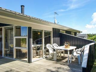 Holiday Home Tia - 900m from the sea by Interhome - 6
