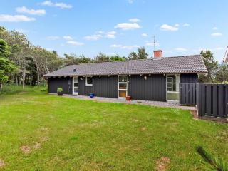 Holiday Home Andersen - 827m from the sea by Interhome - 1