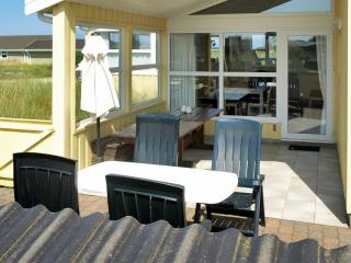 Holiday Home Thorir - 542m from the sea by Interhome - 8