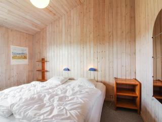 Holiday Home Fanni - 460m from the sea by Interhome - 6