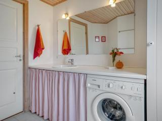 Holiday Home Syrine - 300m from the sea by Interhome - 2