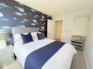 Vibrant Central Apartment with Balcony 50m from Swanage Beach - 2